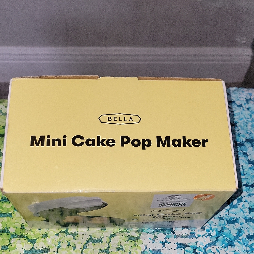 BELLA Mini Cake Pop Maker - New In Box